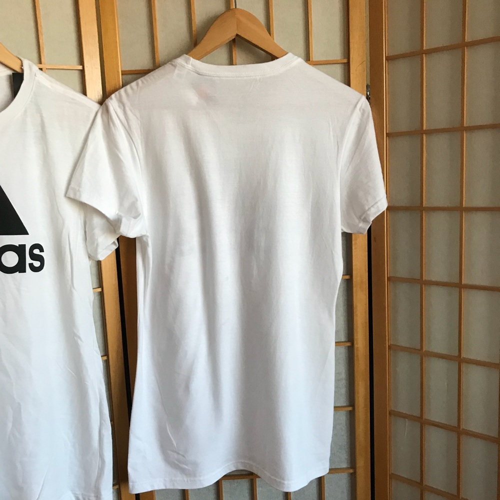 Adidas T - Picture 2 of 2
